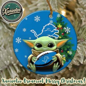 Detroit Lions x Baby Yoda NFL Christmas Tree Keepsake Ornament 2025